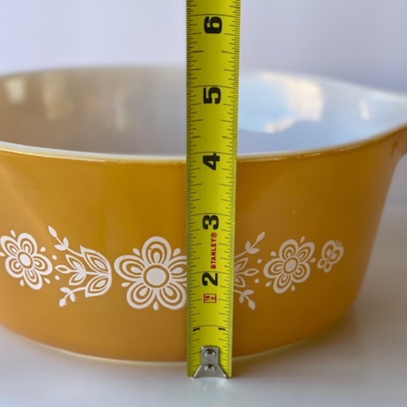 Vintage Pyrex Yellow Butterfly Gold 2.5 Quart # 475-B Casserole Dish - Picture 7 of 8